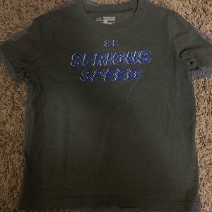 5 Under Armour Boys T-Shirts